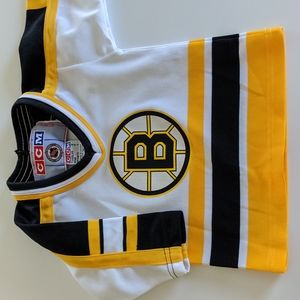 Bruins hockey jersey